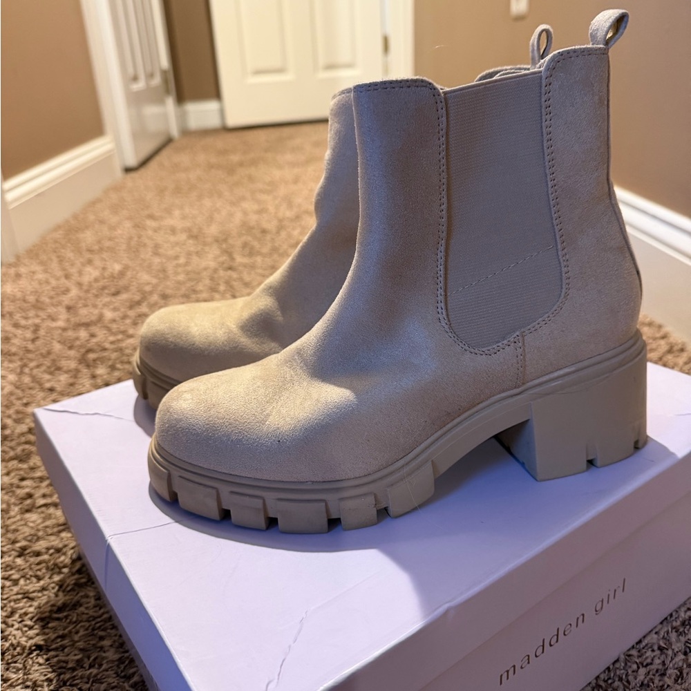Madden Girl Women's Cream Ankle Booties